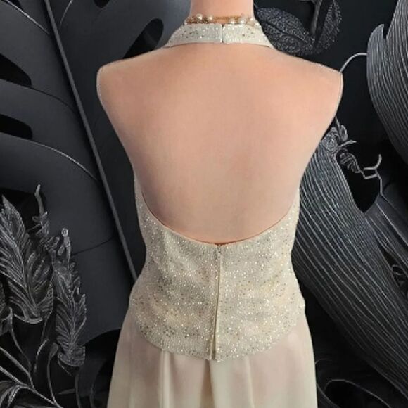 Fleur de lis VTG Ivory Beaded 2 Piece Halter Wedding Dress NWT *Fits Like Med - Picture 13 of 17